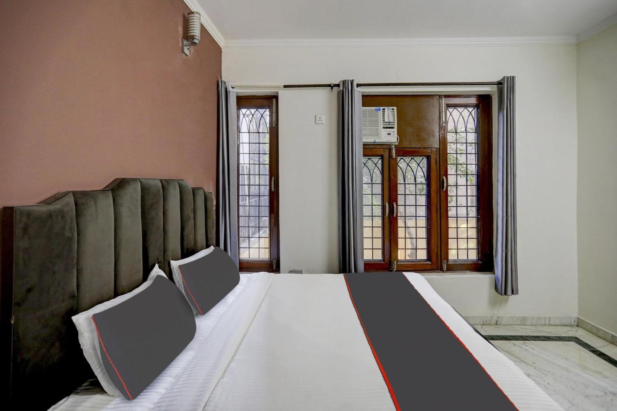 فندق Super Capital O Uk House Residency غورغاون المظهر الخارجي الصورة