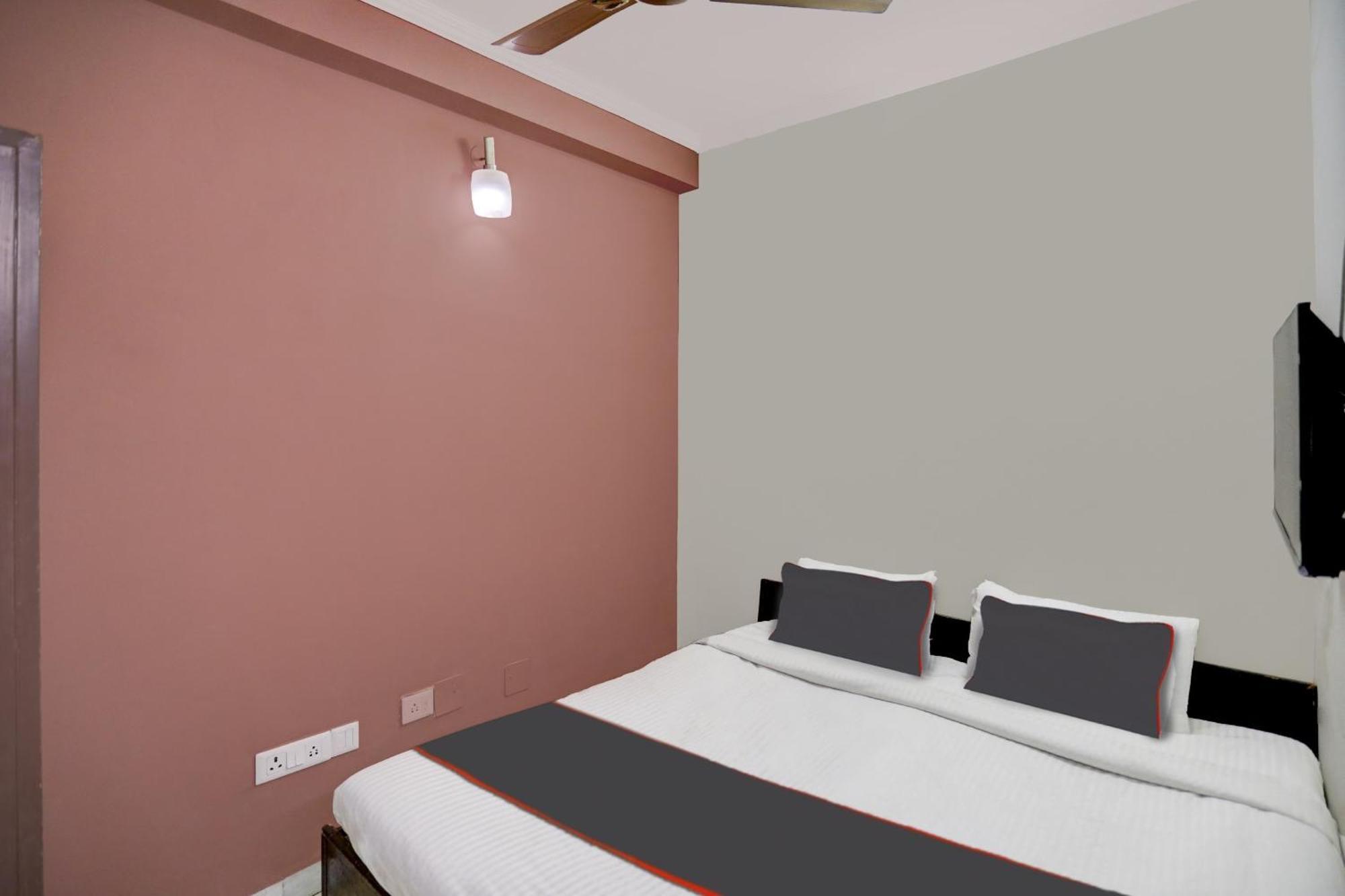 فندق Super Capital O Uk House Residency غورغاون المظهر الخارجي الصورة