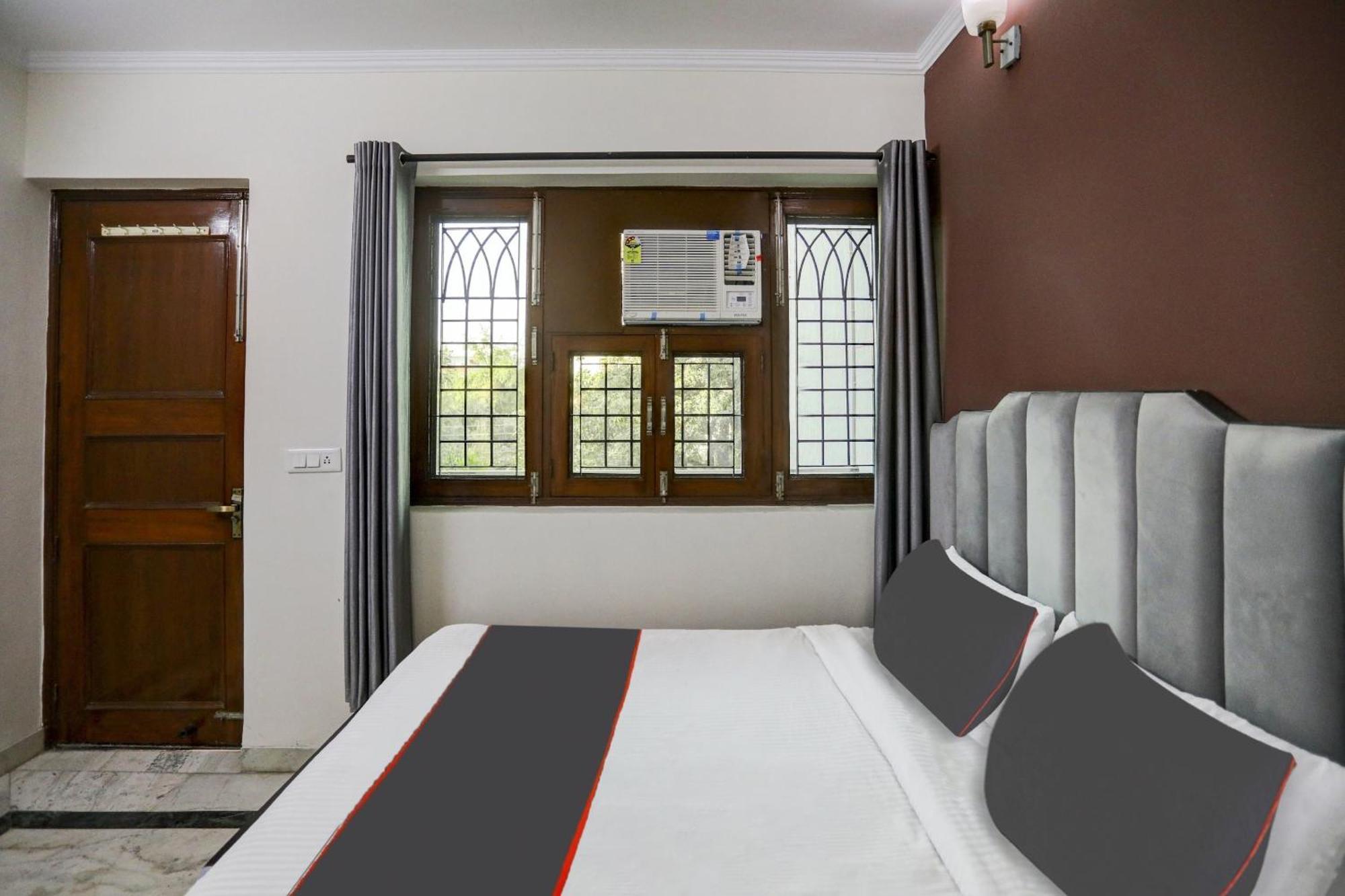 فندق Super Capital O Uk House Residency غورغاون المظهر الخارجي الصورة